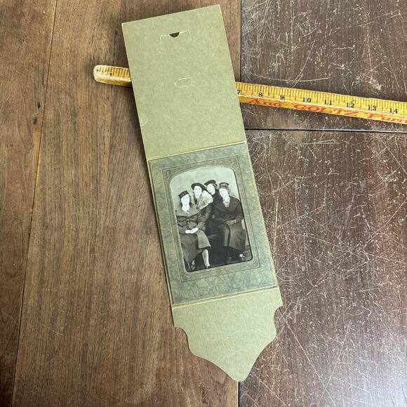 Vintage Photobooth Studio Photography‎ Group of 4 Women Girlfriends Best Friends - Picture 7 of 10